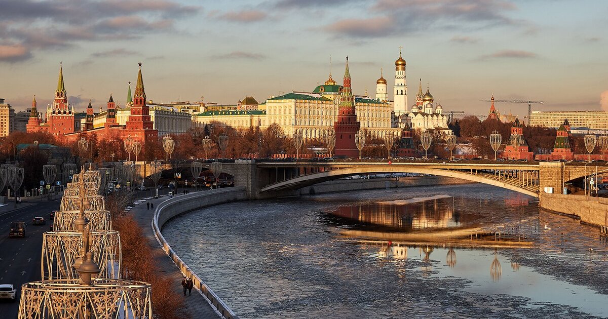 Включи москва. Город одобряет. Moscow identify.