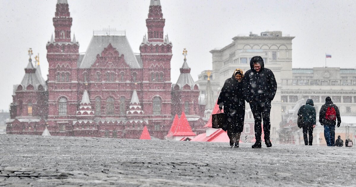 40 градусов в москве. Синоптик Москва. +37 Градусов в Москве фото.