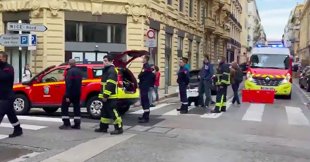 Москвичку задержали в метро после продажи мужчине коробки с гвоздями вместо телефона