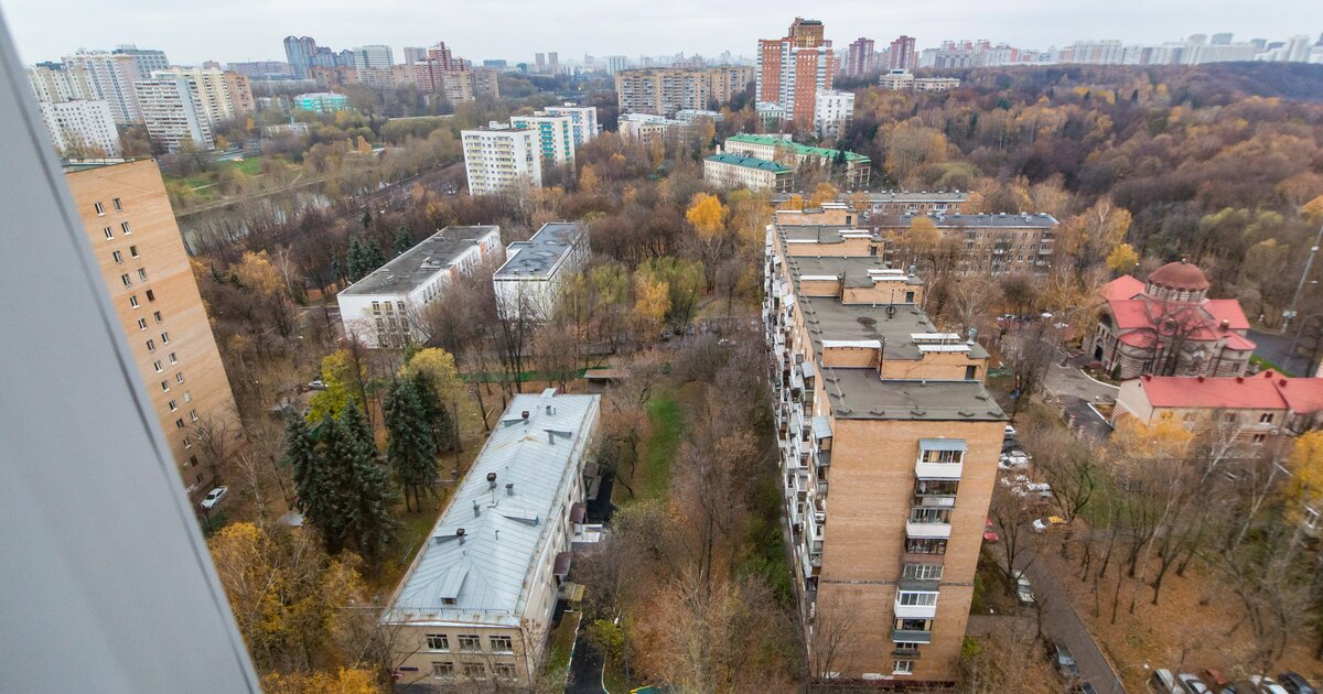 Зачем выкладывать фото в соцсети