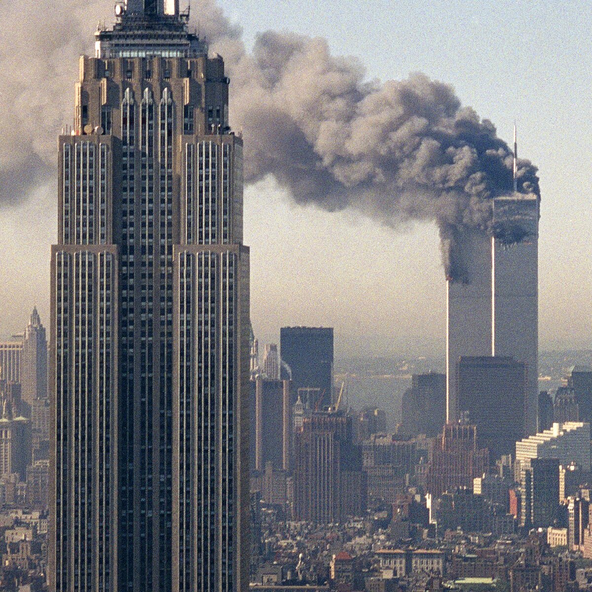 Самые редкие и трагичные фотографии теракта 9/11, который потряс мир