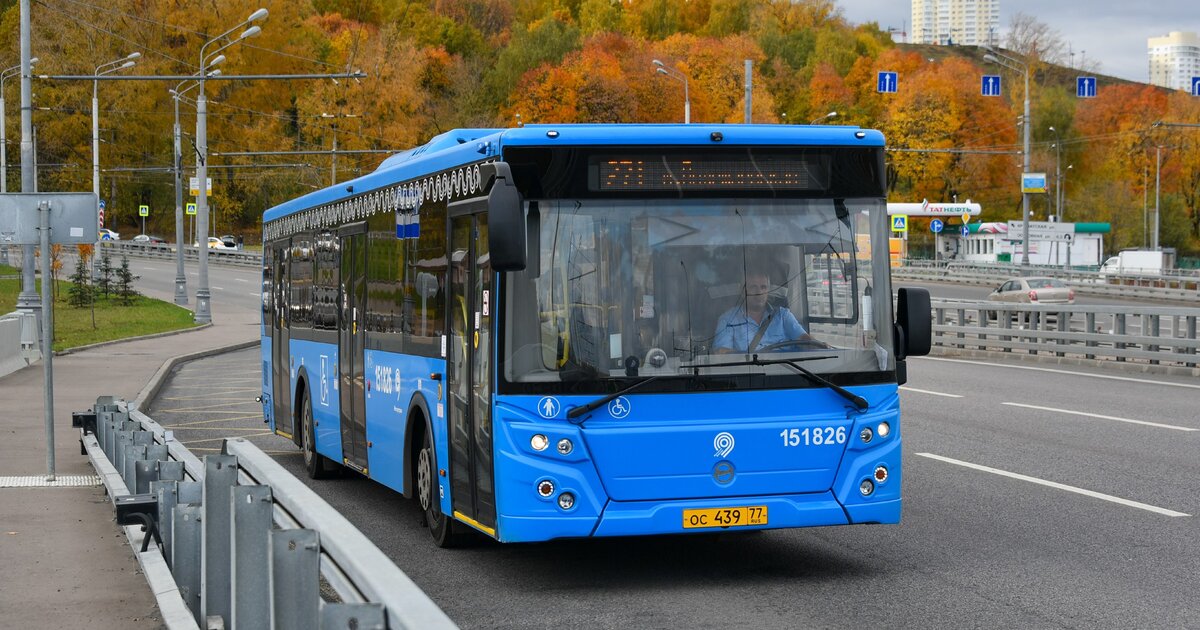 Автобусы москва парк победы. Автобус Москва. Автобус 024 Москва. Автобус 282. Автобус 420 Москва.