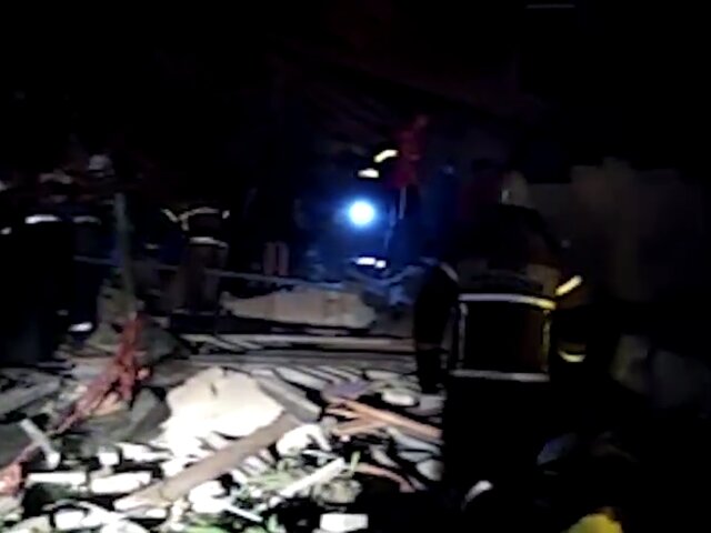 Два человека госпитализированы после взрыва газа в жилом доме в Ельце