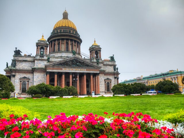 В Кремле заявили об отсутствии инициатив о переименовании Петербурга в Ленинград