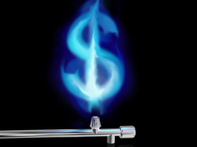 Цена на газ в Европе возросла до 880 долларов