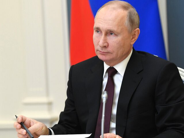 Путин предложил провести выплату 50 тыс рублей блокадникам Ленинграда