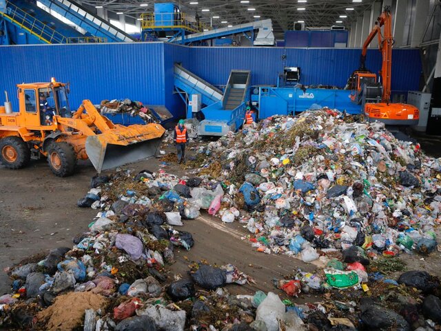 Власти РФ рассматривают возможность расширения программы переработки и утилизации мусора