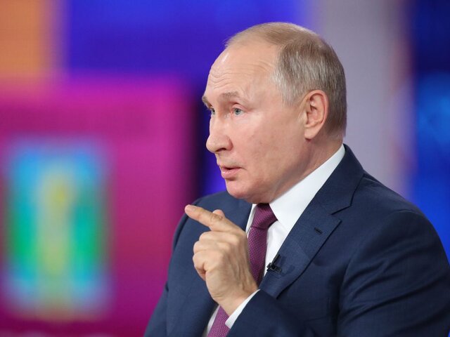 За первые 2 часа прямой линии Путин ответил на 32 вопроса