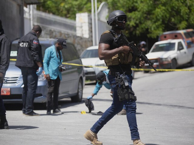 Полиция Гаити ликвидировала четырех подозреваемых в убийстве президента