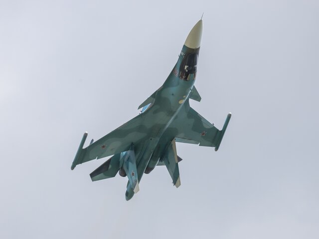 Российский истребитель Су-27 сопроводил самолет-разведчик Франции над Балтикой