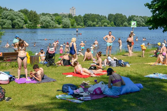 какого числа будет теплая вода