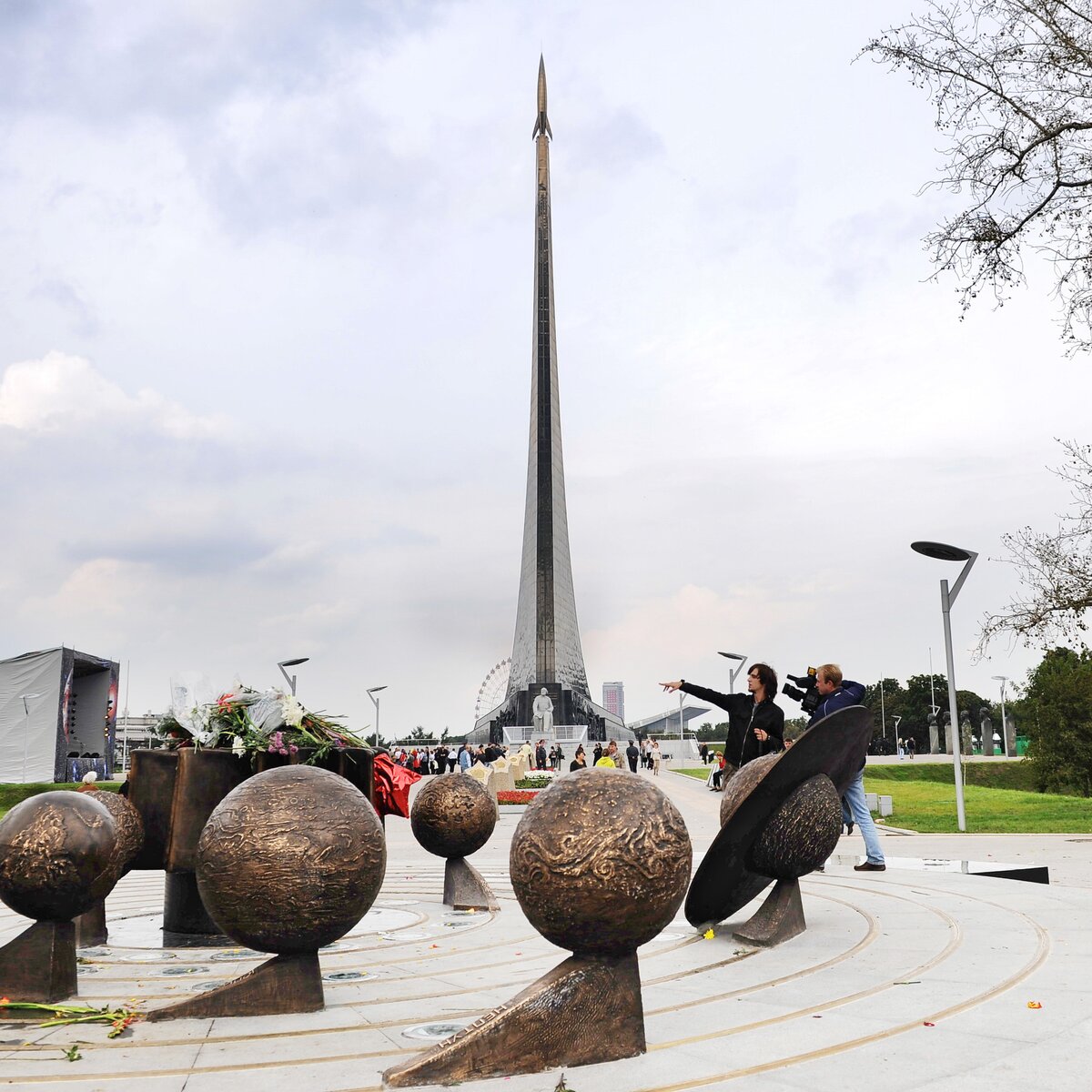 аллея космонавтов в москве