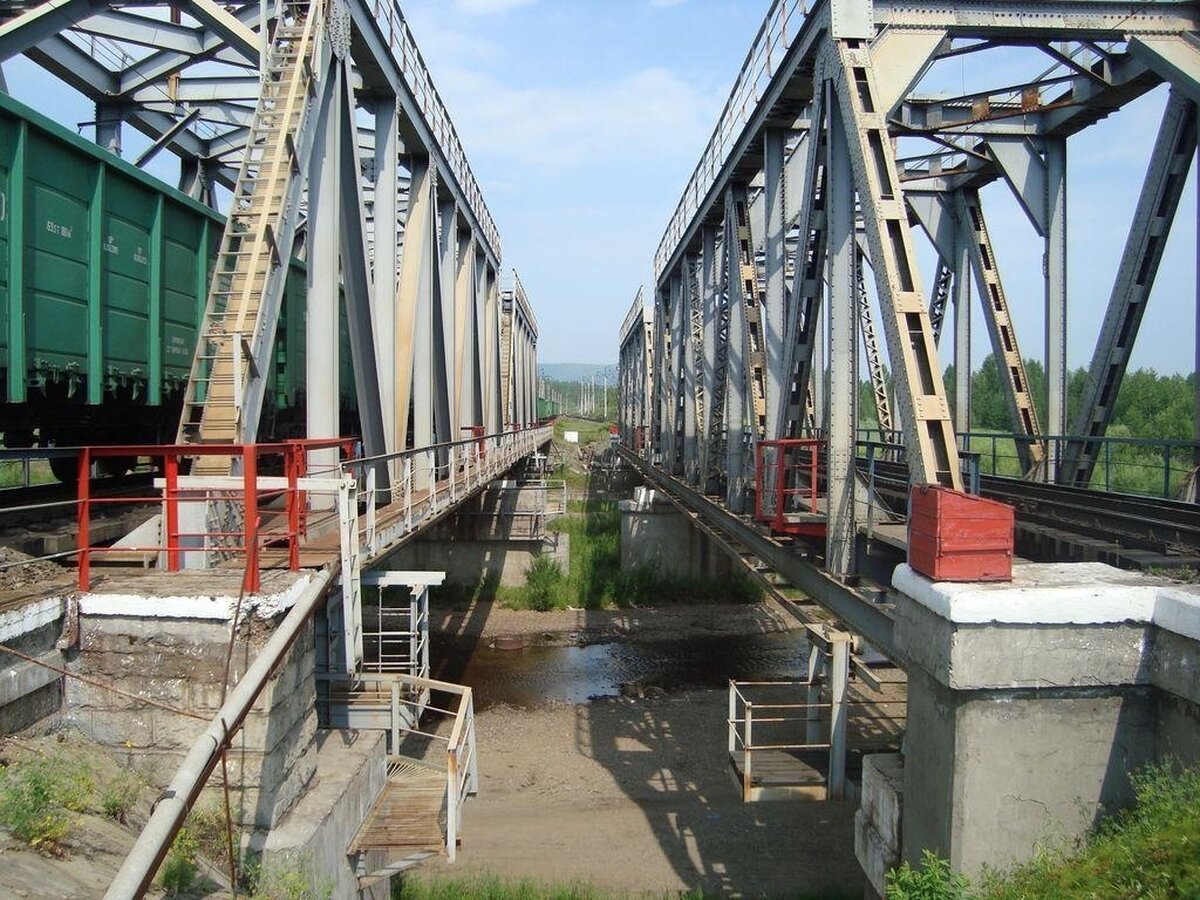 Строительство моста в забайкалье