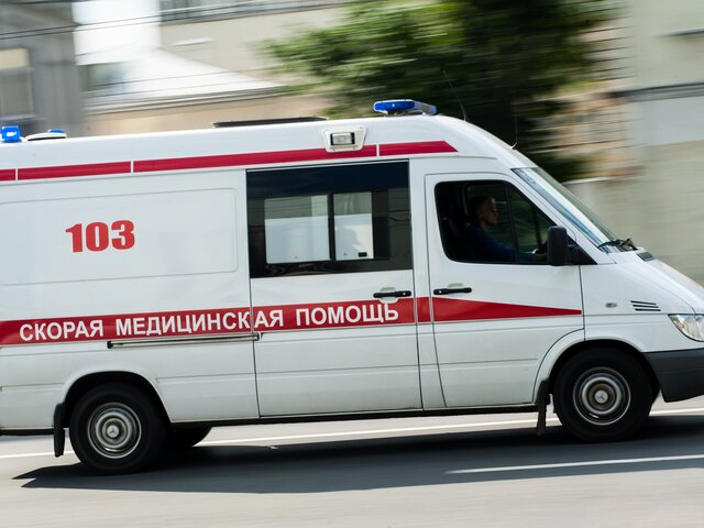 При столкновении автобуса и грузовика в Кузбассе пострадали 11 человек