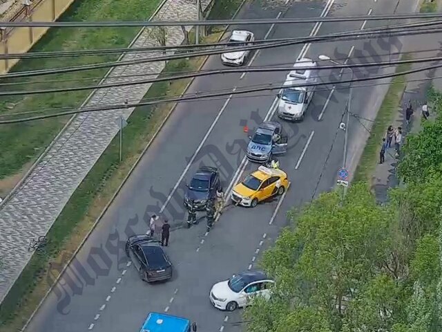Четыре автомобиля столкнулись в Щукине