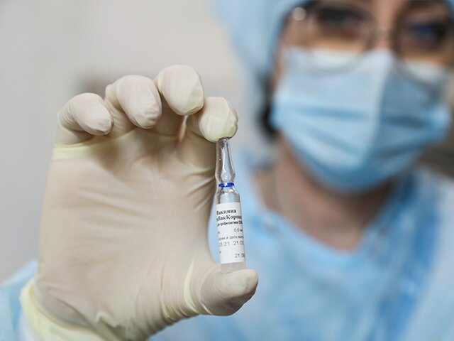 Разработчик назвал срок иммунитета к коронавирусу после прививки 
