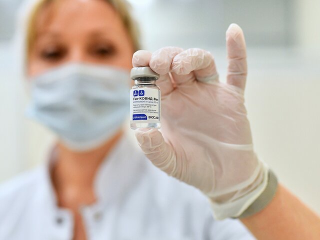 Эксперт объяснил, может ли коронавирус мутировать из-за отказа от вакцинации
