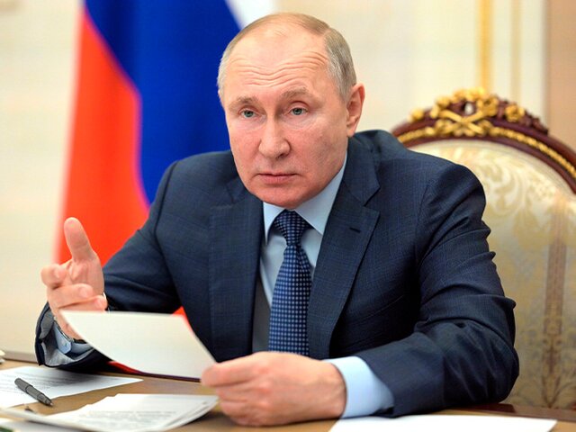 Путин обратил внимание на трудности при реализации своих прошлых посланий