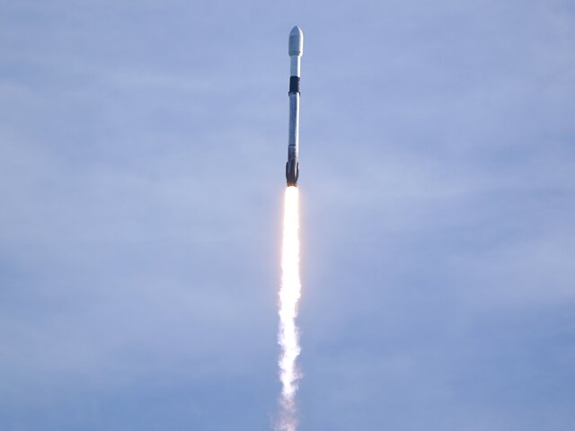 Ракета SpaceX стартовала на орбиту с 60 интернет-спутниками Starlink