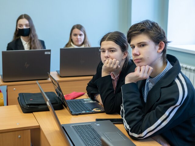 Ярославская предложила ввести стажировки для учеников профильных классов
