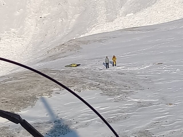 Спасатели нашли тела двух туристов, попавших под лавину в Бурятии