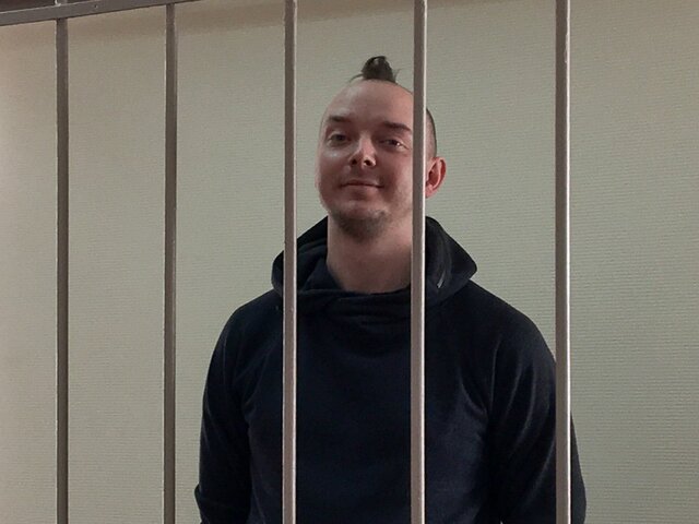 Суд в Москве продлил арест советнику главы Роскосмоса Сафронову по делу о госизмене