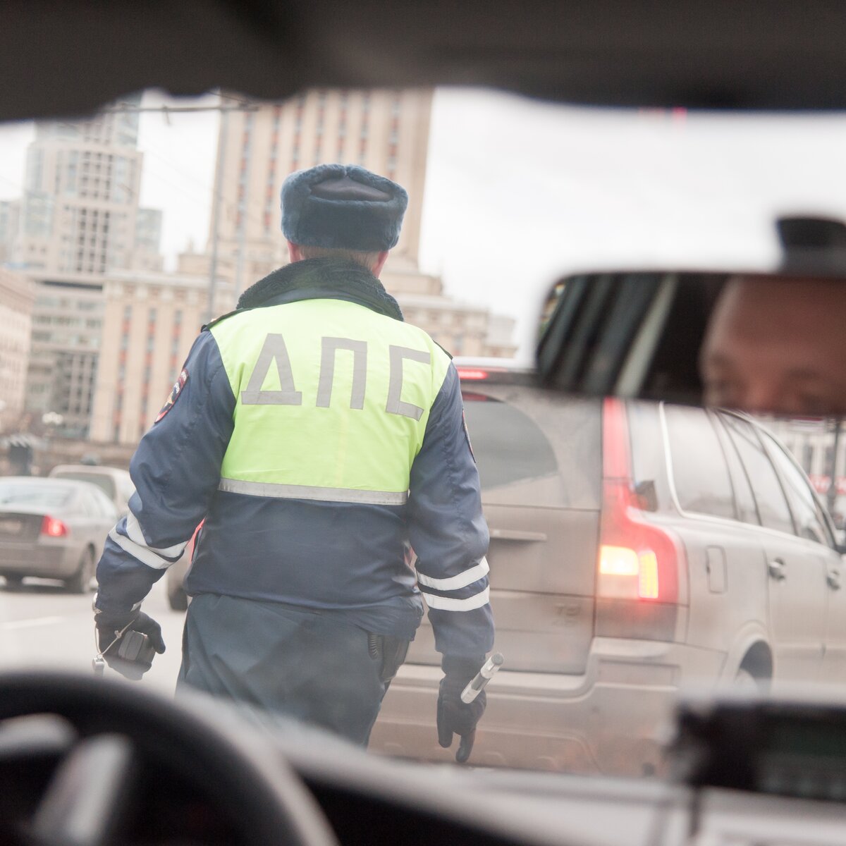 Автоэксперт рассказал, какие машины чаще всего останавливают сотрудники ДПС  – Москва 24, 21.10.2021