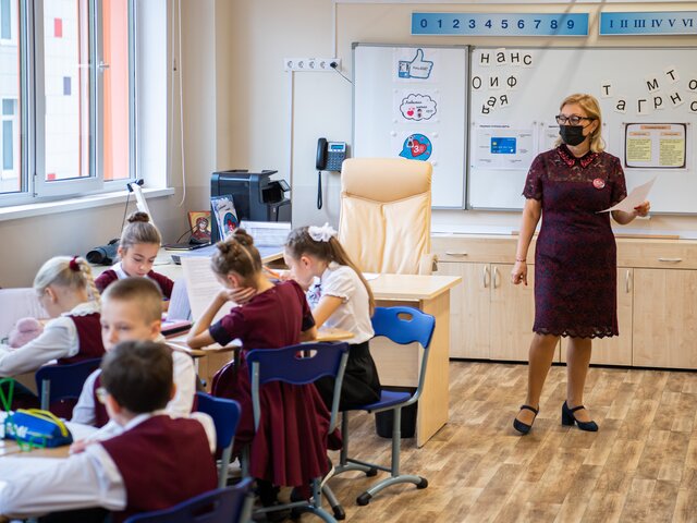 В Минпросвещения заявили, что ситуация с COVID-19 в школах РФ остается стабильной