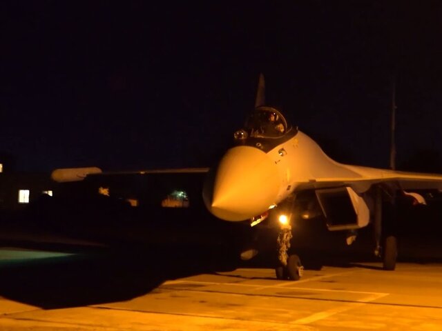 Минобороны показало видео применения Су-35 в операции на Украине