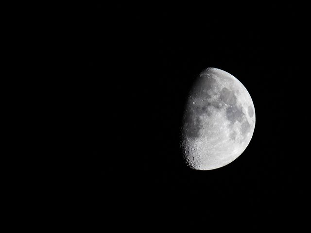Обломок ракеты столкнется с обратной стороной Луны 4 марта – эксперты