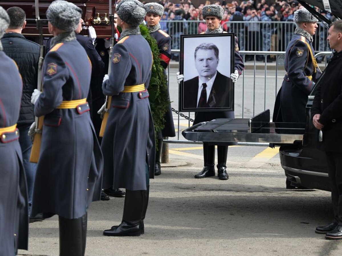 Владимира Жириновского похоронили на Новодевичьем кладбище – Москва 24,  08.04.2022