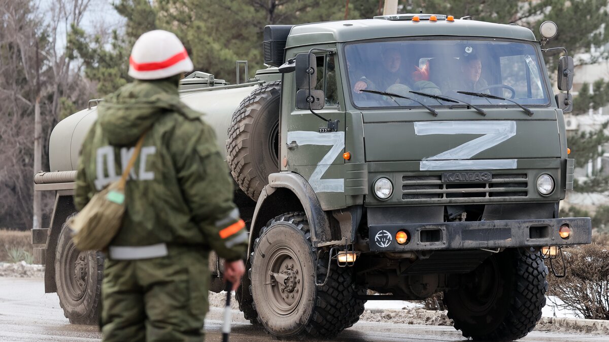 В Минобороны объяснили значение букв Z и V на российской технике на Украине  – Москва 24, 03.03.2022