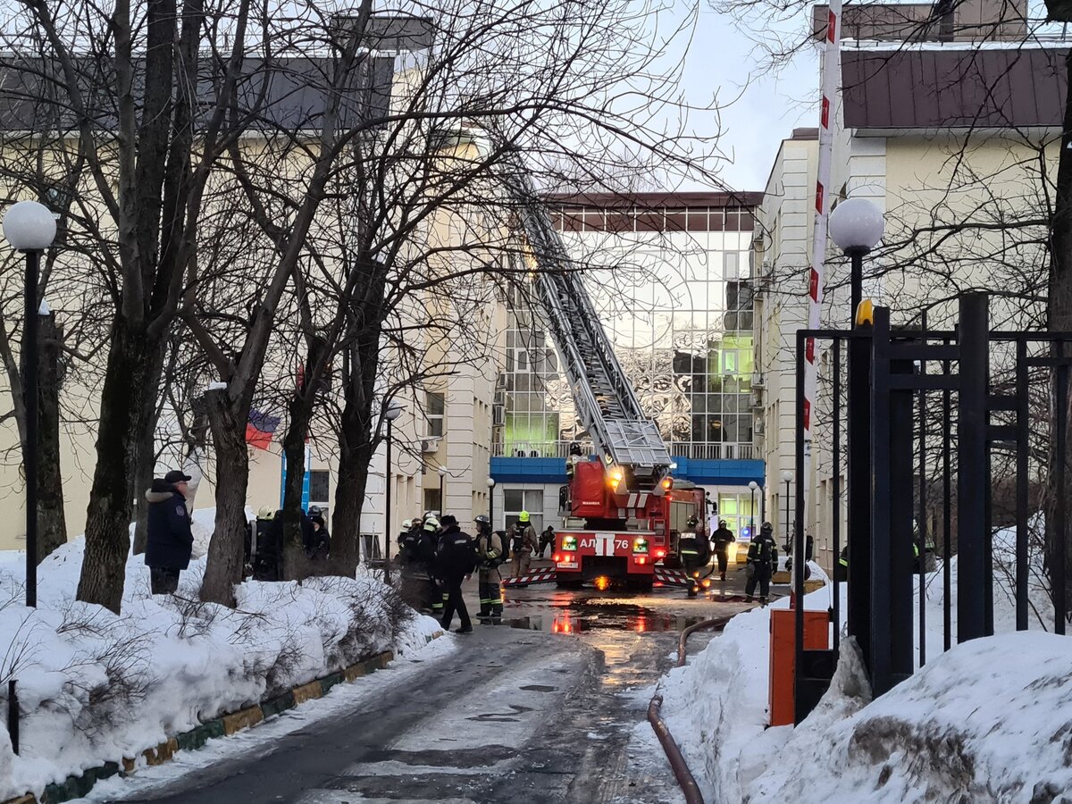 Пожар произошел в здании налоговой инспекции на Каширском шоссе – Москва  24, 15.02.2022