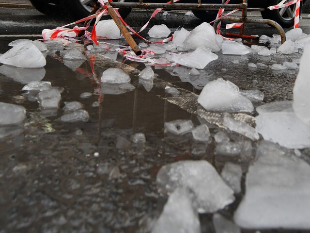 Синоптики объяснили стремительное таяние снега в Москве