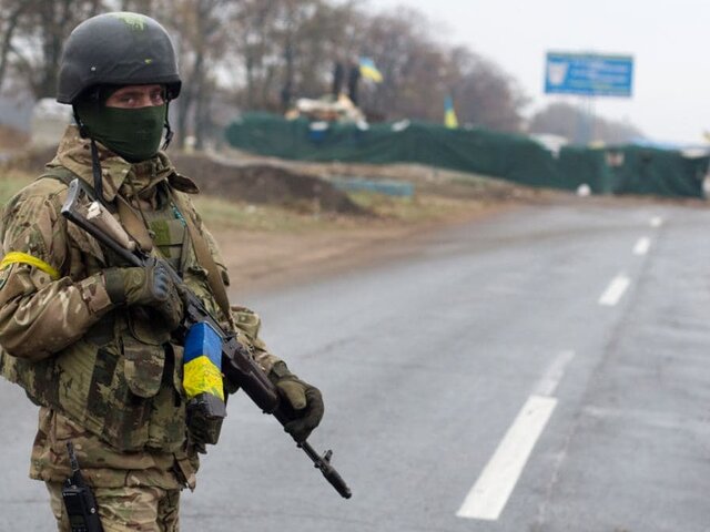 СНБО решил ввести режим ЧП на Украине на 30 дней 