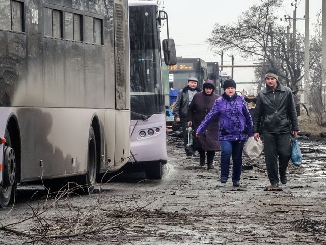 Почти 80% россиян поддержали решение об эвакуации жителей из ДНР и ЛНР – опрос