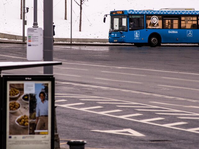 Москвичей призвали пересесть на общественный транспорт из-за непогоды