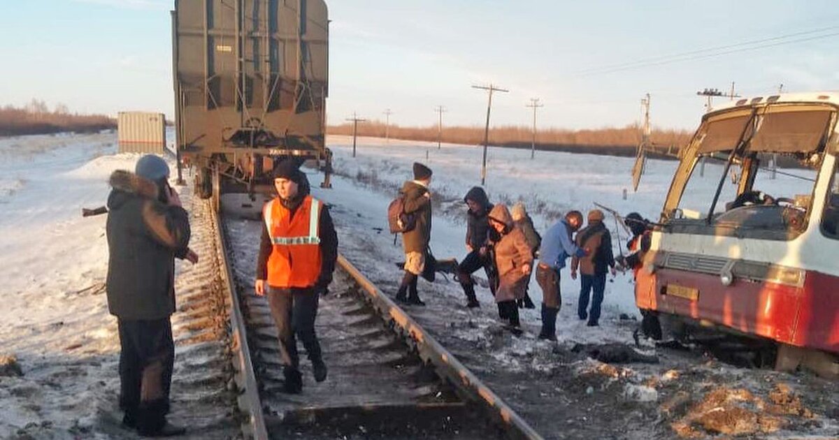 Авария в Алтайском крае с поездом