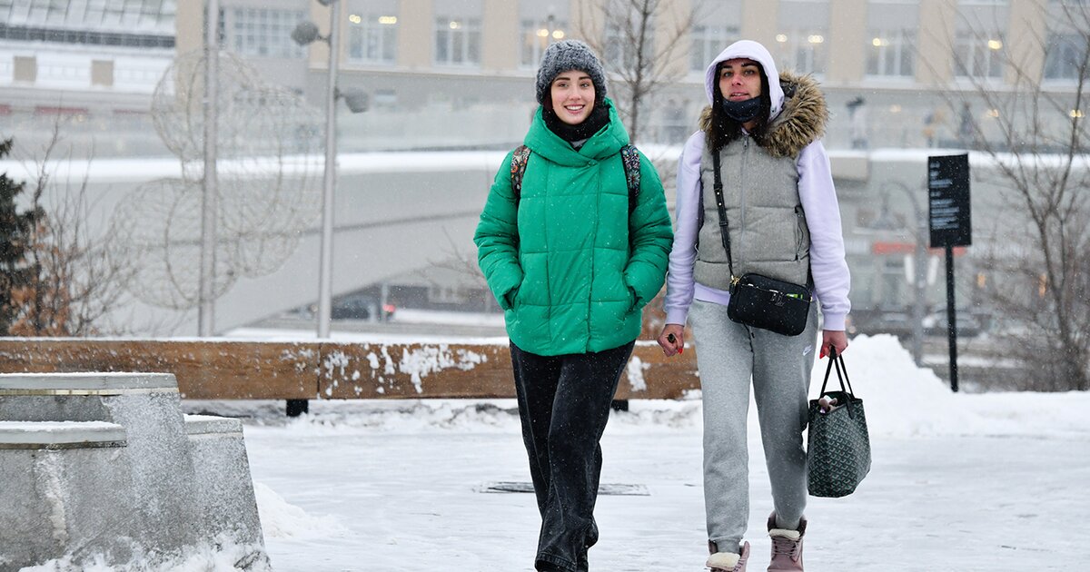 25 ноября москва. Москва в феврале фото. Фотографии снегопада в Москве. Ношение масок в Подмосковье. Когда похолодает в Москве.