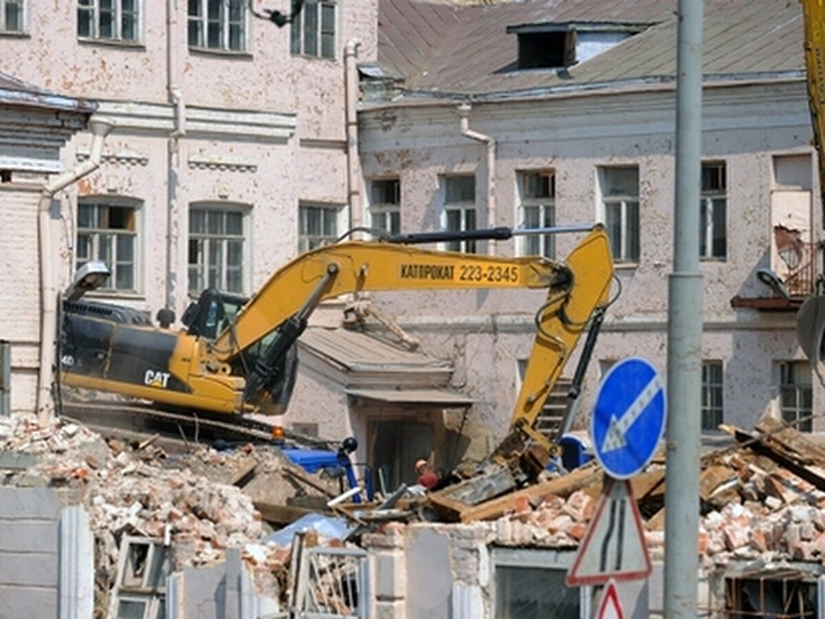 Стройка на Арбате остановлена из-за трещин на доме Окуджавы – Москва 24,  31.08.2012