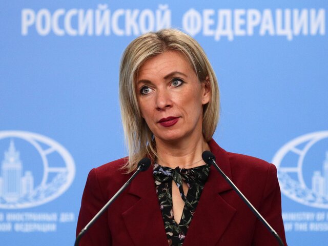 Захарова назвала фейком публикации о стягивании войск РФ к украинской границе