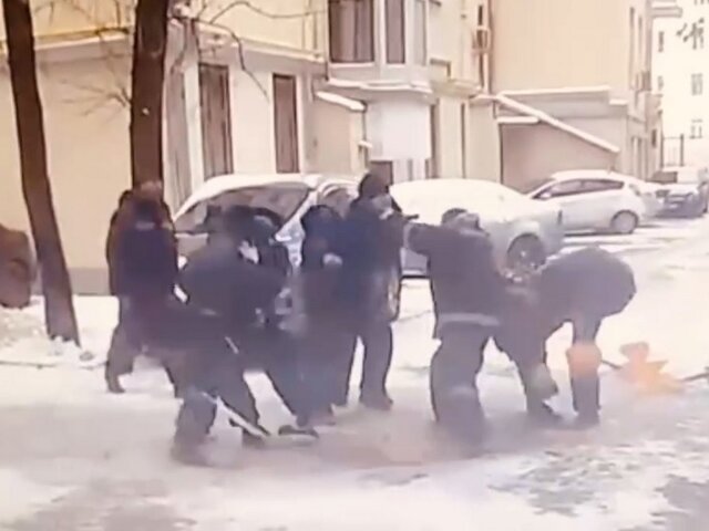 Прокуратура начала проверку после драки рабочих в центре Москвы