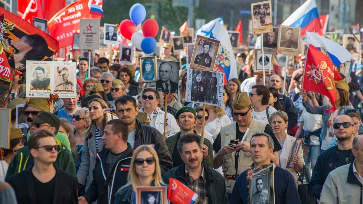 Бессмертный полк мнение иностранцев