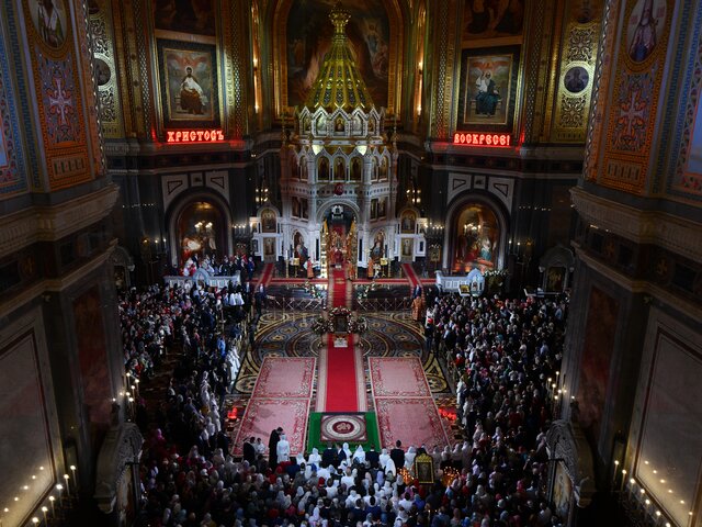 Православные встречают праздник святой Пасхи