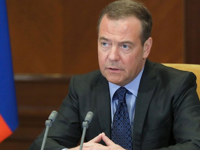 Изолировать РФ от мира и разрушить ее экономику ни у кого не получится – Медведев