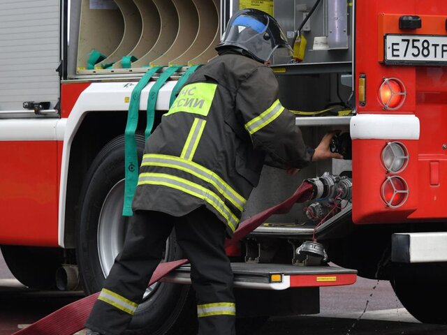 Более 500 спасателей обеспечат пожарную безопасность в Москве в День Победы