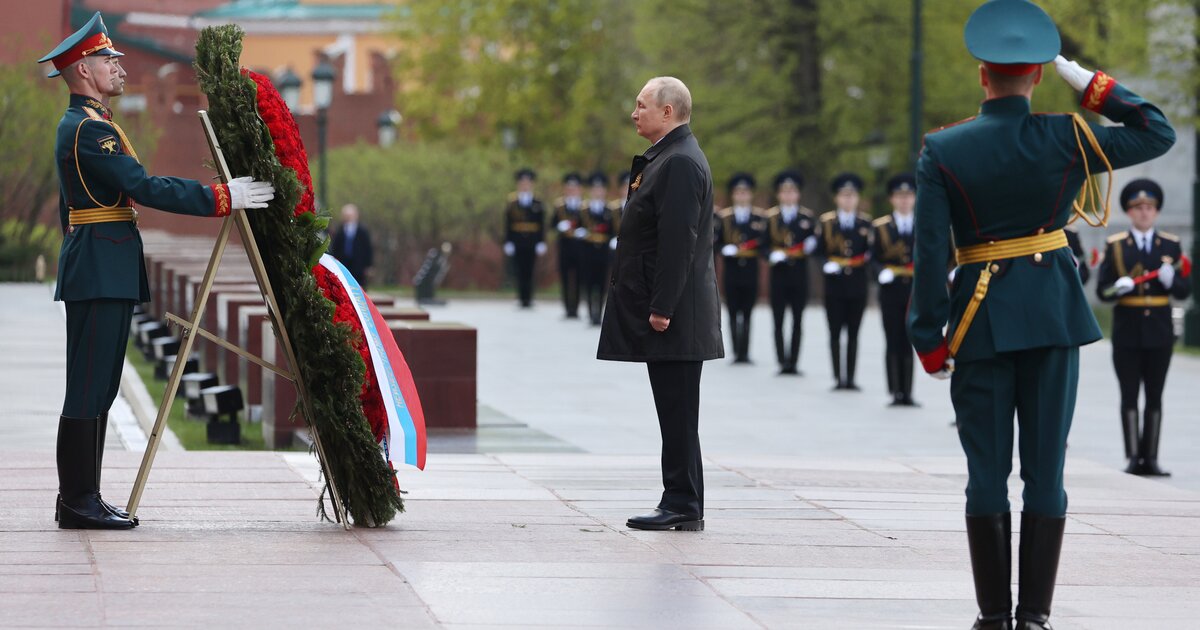 Солдаты на день победы