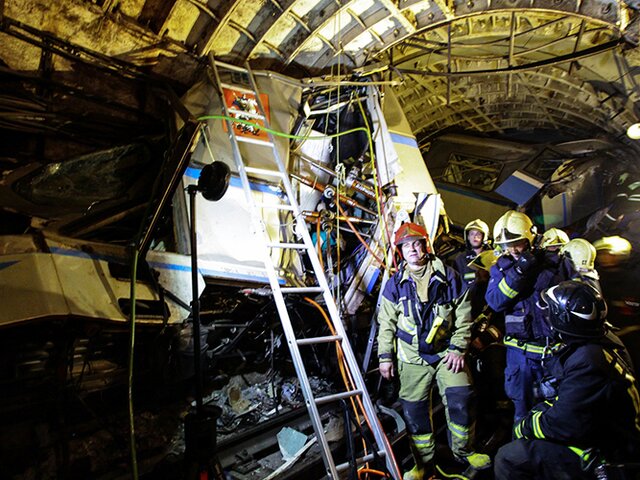 Бывшие сотрудники метро Москвы получили условные сроки по делу об аварии на синей ветке