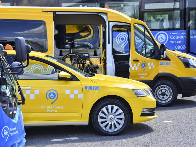 Более 150 тысяч человек перевезло социальное такси Мосгортранса с начала года