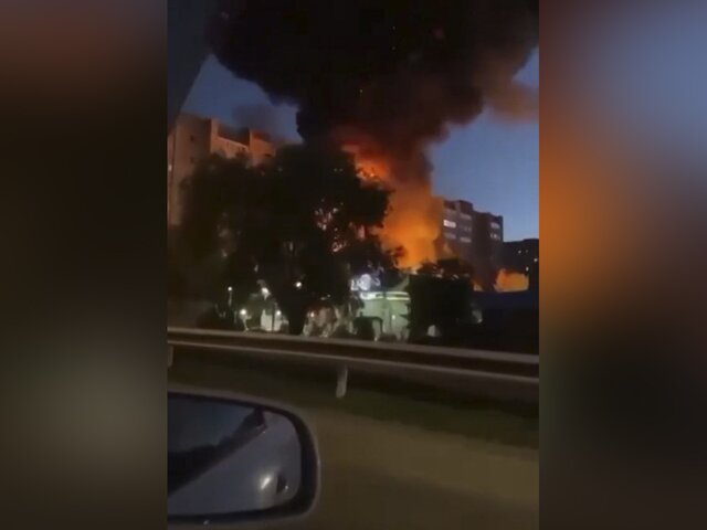 Очевидец сообщил, что Су-34 горел перед падением в Ейске